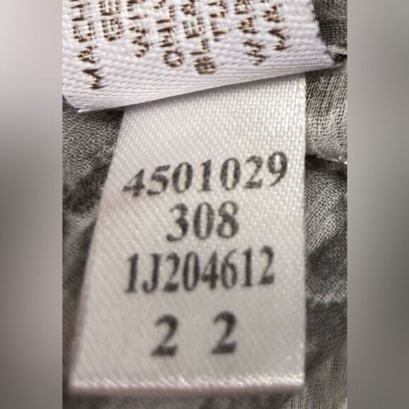 Chico’s Sheer with Sequins Gray and White Tunic Chico's Size 0 - Picture 12 of 15